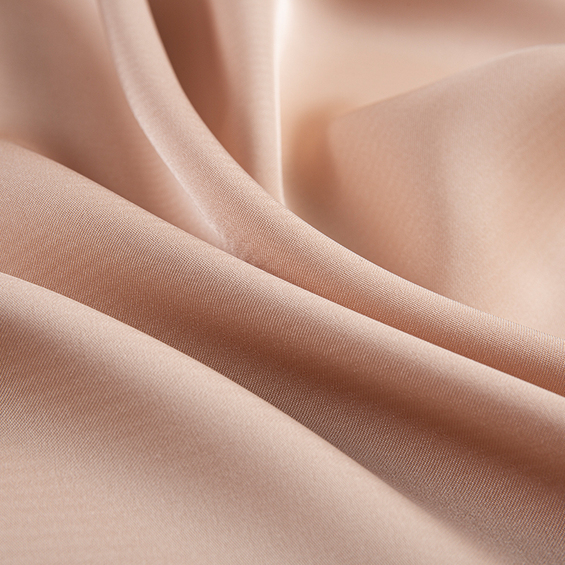 Weft Extendam Horizontalis Stripe Satin Fabric